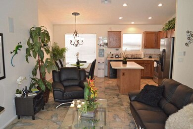 04 Family Room