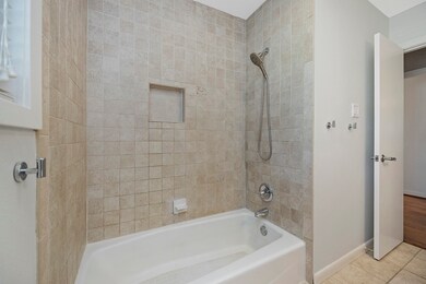 4605 Verdome Ln, Houston, TX 77092 - photo 7