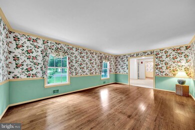 211 Cranbury Rd, Princeton Junction, NJ 08550 - photo 7