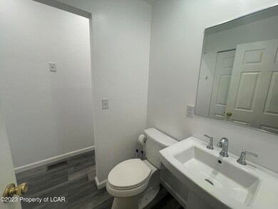 26 S Meade St, Wilkes Barre, PA 18702 - photo 5