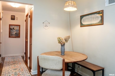 2011 W Richwoods Blvd, Peoria, IL 61604 - photo 6