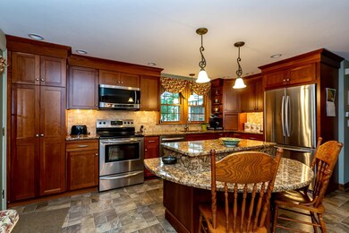 8 Candia St, Nashua, NH 03063 - photo 4