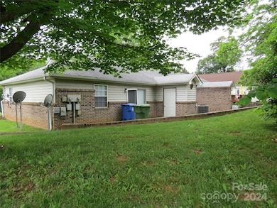 811 Reed St, Asheville, NC 28803 - photo 4