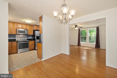 6512 Venison Dr, Fredericksburg, VA 22407 - photo 6