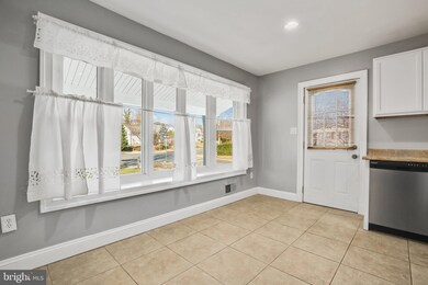 13505 Parkland Dr, Rockville, MD 20853 - photo 7