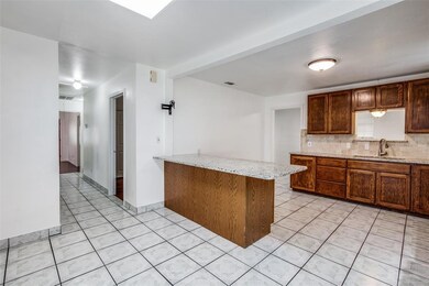 705 W Bridge St, Weatherford, TX 76086 - photo 7