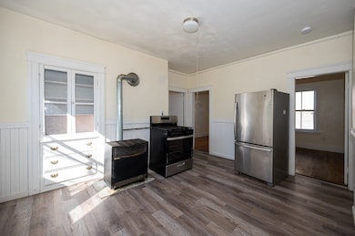 91 Fox St, Worcester, MA 01604 - photo 5