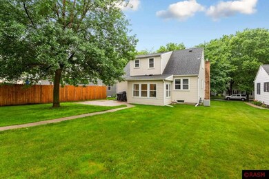 914 N Payne St, New Ulm, MN 56073 - photo 4