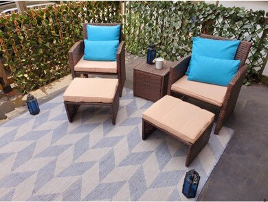 687 E 8th St unit 1, Boston, MA 02127 - photo 2