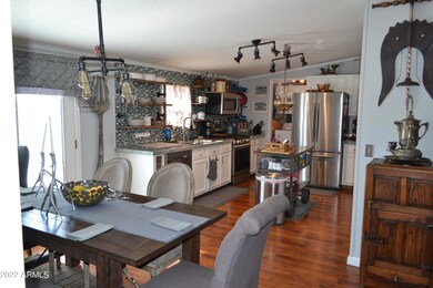 564 County Line Rd 001