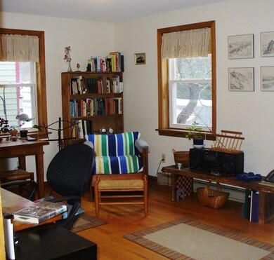 416 Potwine Ln, Amherst, MA 01002 - photo 7