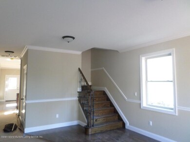 201 Sand Ln, Staten Island, NY 10305 - photo 4