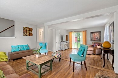 100 Farm St, Bellingham, MA 02019 - photo 4