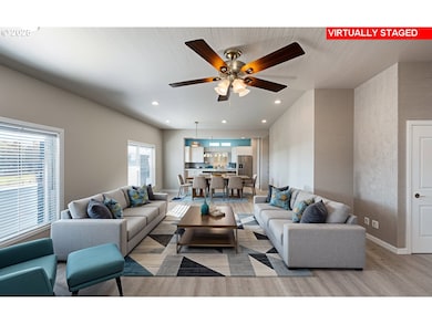 98126 W Benham Ln unit 9, Brookings, OR 97415 - photo 6