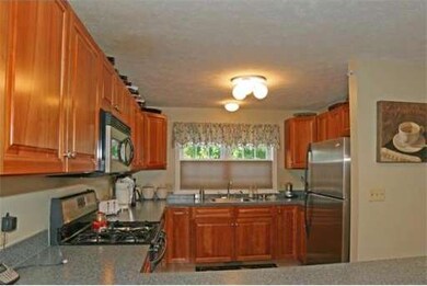 221 Bridle Cross Rd, Fitchburg, MA 01420 - photo 3