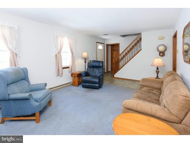 478 Ellis Woods Rd, Pottstown, PA 19465 - photo 3