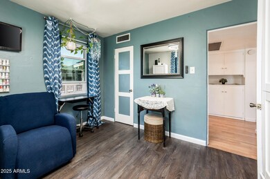 2221 W Mitchell Dr, Phoenix, AZ 85015 - photo 7