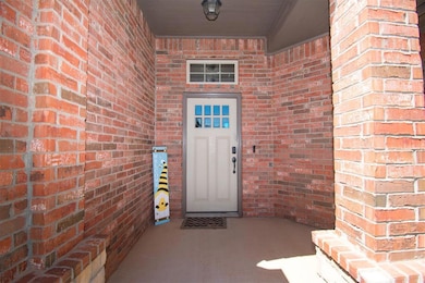 10217 SW 24th St, Yukon, OK 73099 - photo 5