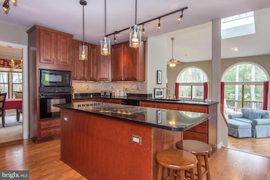 1020 Stonington Dr, Arnold, MD 21012 - photo 6