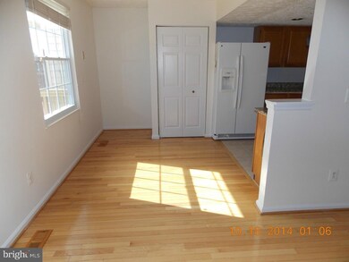 13321 Burkitts Rd, Fairfax, VA 22033 - photo 6
