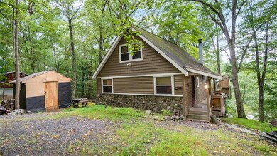 2124 Meadow Lark Cir, Bushkill, PA 18324 - photo 3