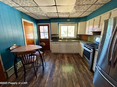 15 Oregon St, Wilkes Barre, PA 18702 - photo 3