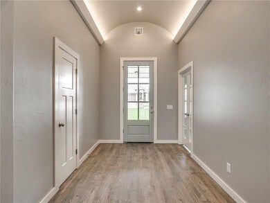 2609 NE 14th St, Moore, OK 73160 - photo 5