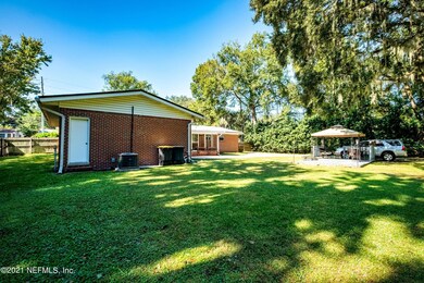 6916 Hanson Dr S, Jacksonville, FL 32210 - photo 5