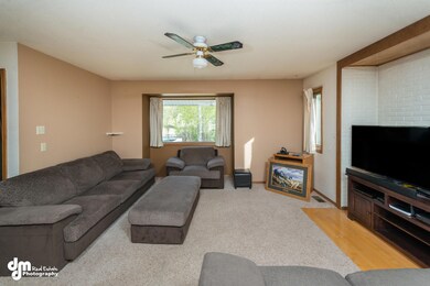 Living Room_6209-FULL