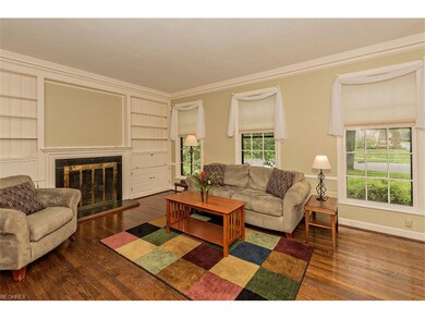 Living Room with hardwood floors and gas fireplace