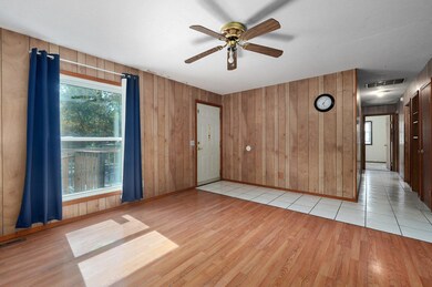 503 Aspen Dr-7