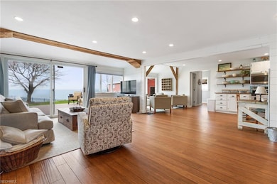 4247 E Lake Rd, Sheffield Lake, OH 44054 - photo 4