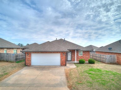 1913 Rain Tree Dr, Shawnee, OK 74804 - photo 5