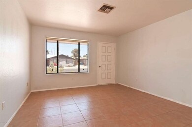 4607 E Camino St unit 2, Mesa, AZ 85205 - photo 2