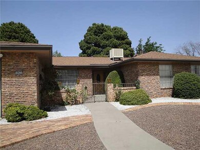 10621 Janway Dr, El Paso, TX 79935 - photo 2