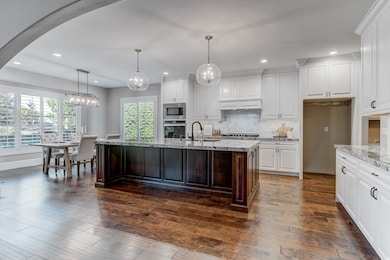 2209 E Viscaya Dr, Draper, UT 84020 - photo 5