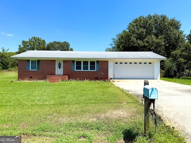 140 Rene Ln, Cochran, GA 31014 - photo 2