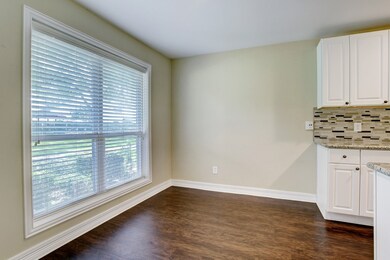 10229 Longmont Dr unit 34, Houston, TX 77042 - photo 6