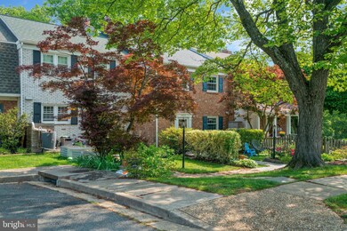 6010 Hardwick Place, Falls Church, VA 22041 - photo 6