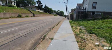 0 Christie unit QC4225107, Davenport, IA 52803 - photo 5