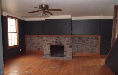 LIVING ROOM1