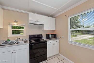 1905 Oakley Ave unit A and B, Fort Myers, FL 33901 - photo 6
