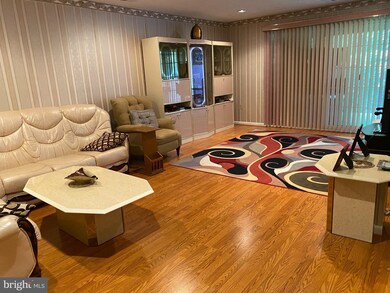 15 Friendswood Ct unit C, Baltimore, MD 21209 - photo 3