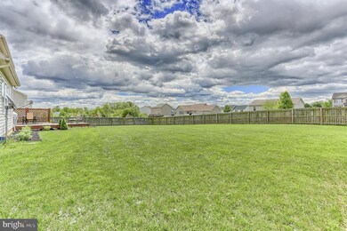 1408 Mallard Dr E, Chambersburg, PA 17202 - photo 5