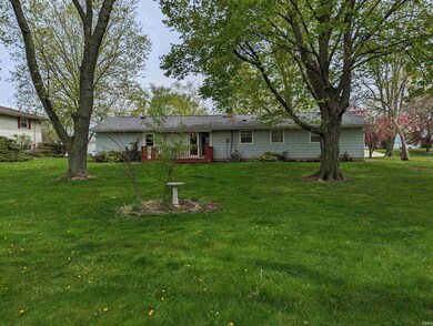 105 S Dewey St, Auburn, IN 46706 - photo 5