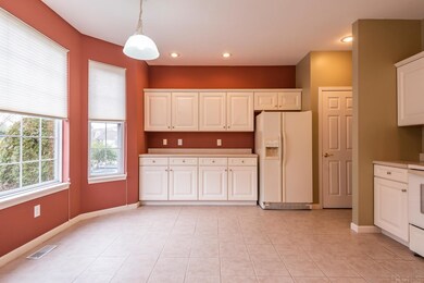 816 S Fieldcrest Ct, Bloomington, IN 47401 - photo 7