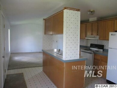 314 3 Rd St St E, Weippe, ID 83553 - photo 4