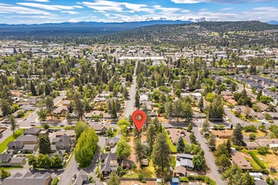 1920-NE-8th-Street-Bend-Oregon-97701 (4)