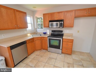 2317 Red Maple Dr, Coplay, PA 18037 - photo 7