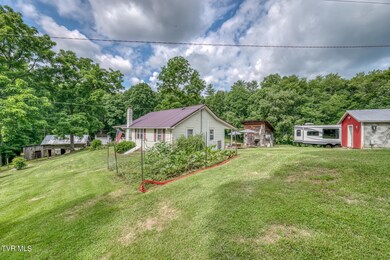 155 Stout Hollow Rd-41